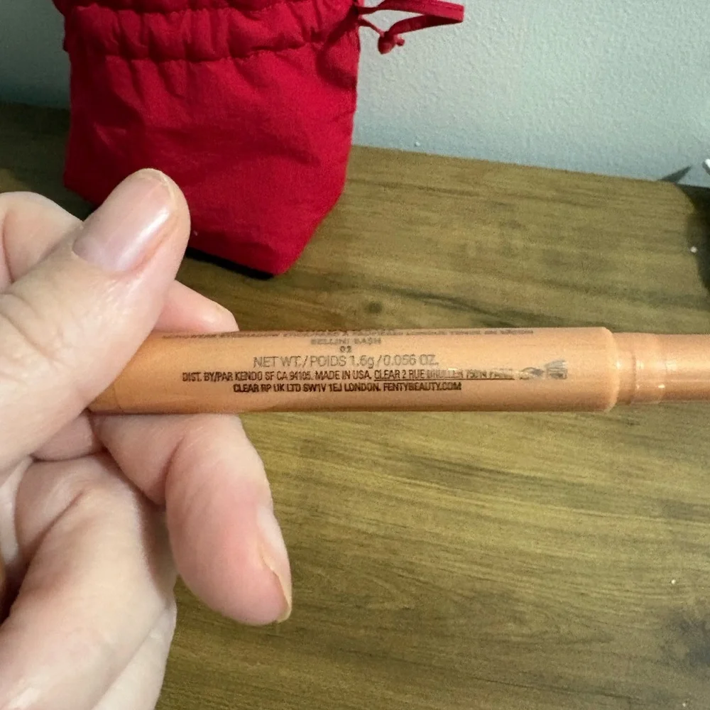 Fenty Beauty Eyeshadow - Red